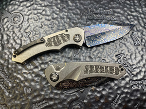 Heretic Knives Custom Pariah Auto Hand Ground Vegas Forge Blued Damascus, Titanium Handle w/ Fat Carbon Snakeskin Inlay & Button