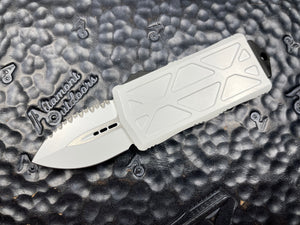 Microtech STORMTROOPER Exocet 157-3ST D/E Full Serrated California Legal OTF Automatic Knife Money Clip Pre-Owned