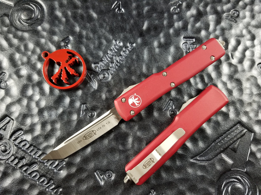 Microtech UTX-70 Tanto Red Satin 149-4RD OTF T/E