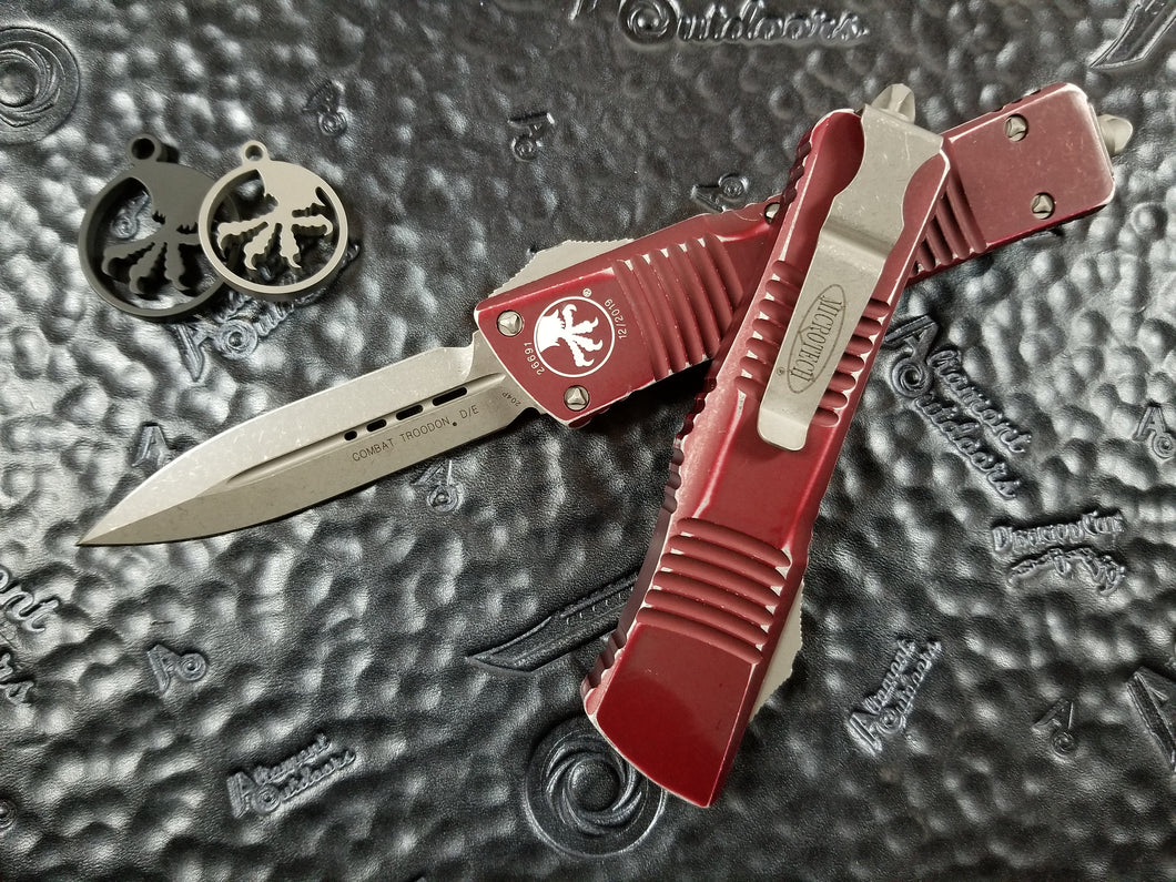 Microtech Combat Troodon D/E Distressed Merlot Apocalyptic 142-10DMR