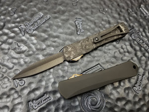 Heretic Knives MANTICORE-S D/E Marbled Carbon Fiber Handle, DLC Blade, Flamed Button