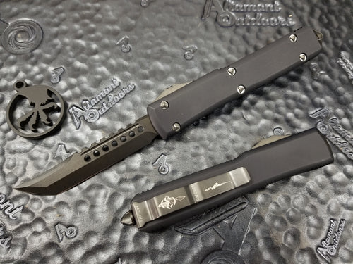 Microtech Ultratech Hellhound DLC Black Tactical Sterile Handle 119-1DLCTS