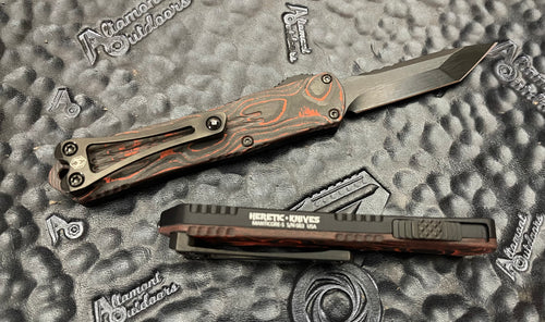 Heretic Knives Manticore S DLC Stonewash Tanto, Black Handle w/ Orange Camo CF Backcover, DLC Hardware, DLC Button and Ti Clip H023-6A-ORCF