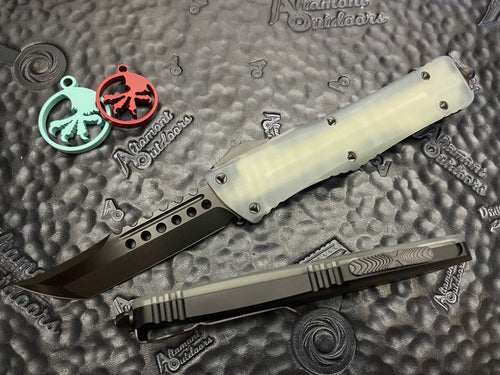 Microtech Combat Troodon HELLHOUND Jade Green G10 Top DLC 219-1DLCTGTJGSH Shadow Deep Engraved Clip