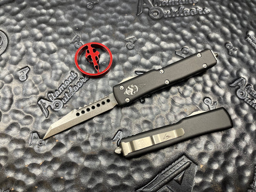 Microtech UTX-70 Warhound Stonewashed 419W-10S Signature Series OTF