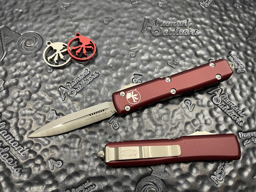 Microtech Ultratech D/E Satin Red Merlot 122-4MR